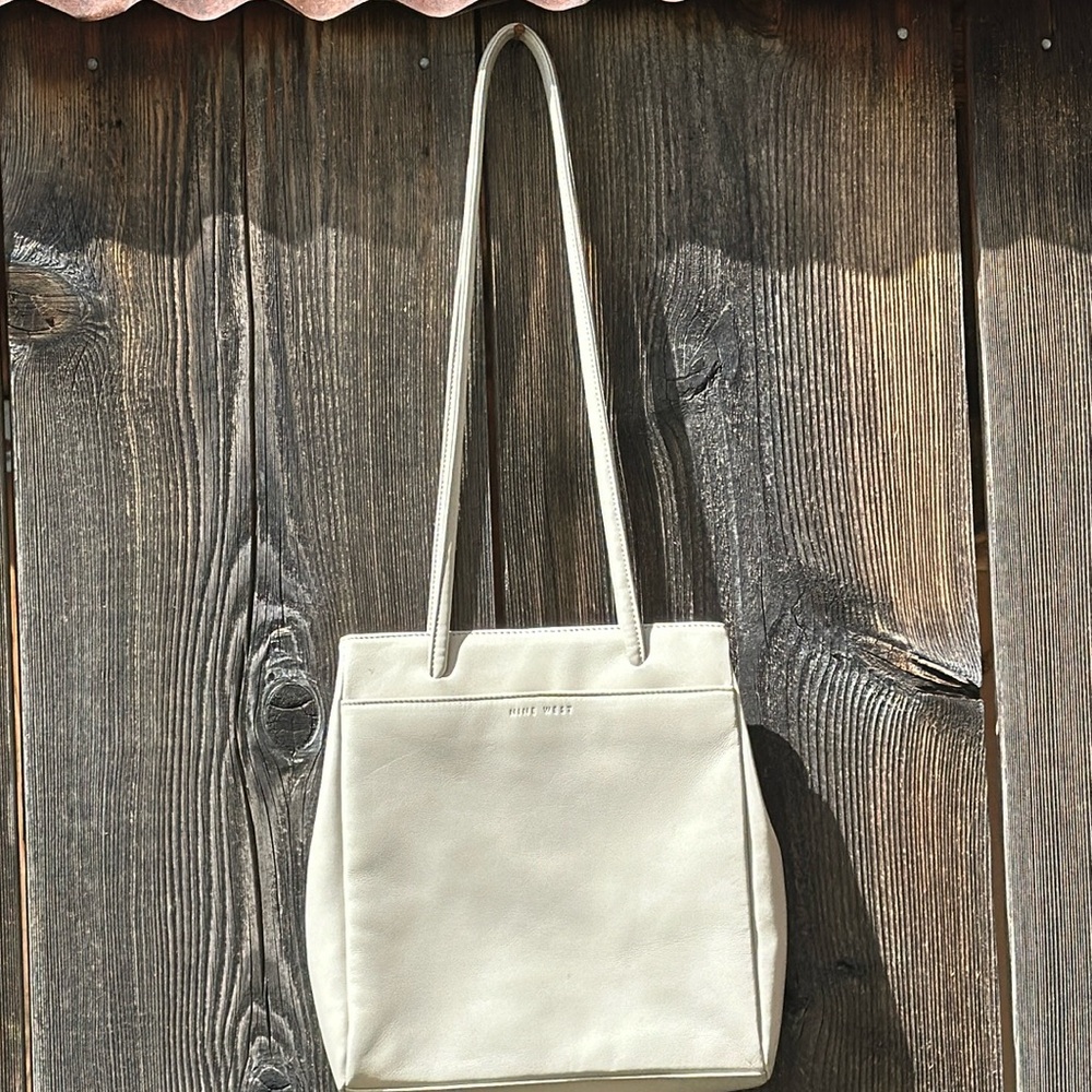 Nine West double strap shoulder bag; 9”W x 10”L